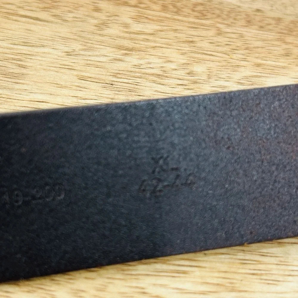 Tommy Bahama XL 42-44 Brown Leather Dress Belt Men's 1.25